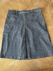 Isaac Mizrahi Blue Denim Skirt Sz 12 Pleated Front Waist 32” Length 21.5”pockets - Picture 1 of 5