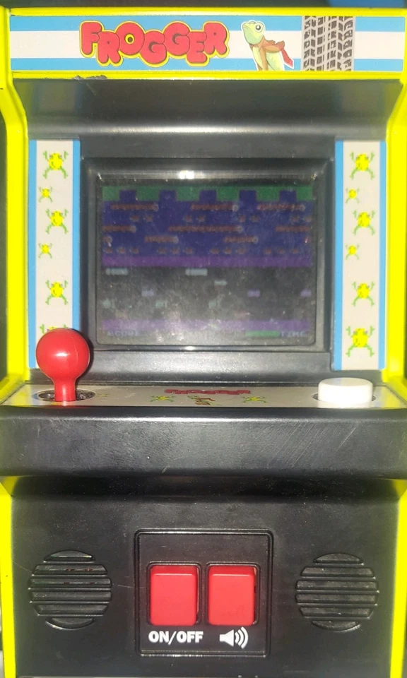 FROGGER Mini Arcade Classics Konami Game Handheld Retro Cabinet 06 - Works - image 1 of 1