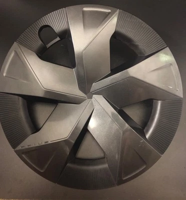 Toyota Prius Prime OEM hubcap / wheelcover 2023 2024 2025 - Image 1 of 4