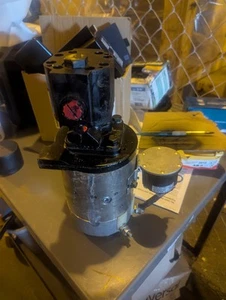 Concentric 22900976 24v Hydaulic Pump - Picture 1 of 8