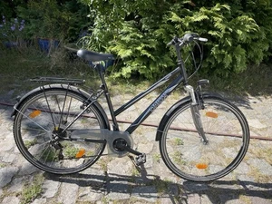 28 Fahrrad - Bild 1 von 2