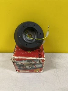 NOS MOMO MOZZO-HUB 2111115514 STEERING WHEEL BOSS HUB KIT - Picture 1 of 24