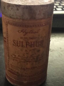 Hy-Test sublimed sulphur tin (paper and tin) Tins - Picture 1 of 4