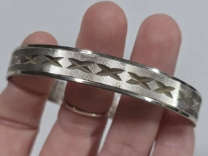 Vintage Silver Tone Etched Design Stackable Bangle Bracelet - Picture 1 of 4