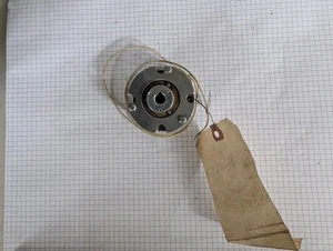 NUEVO FRENO MOTOR INERTA DYNAMICS 230V 9mm diámetro 54mm círculo perno - Imagen 1 de 3