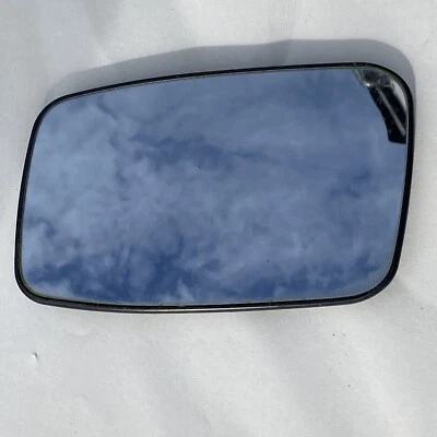 VOLVO V70 N/S PASSENGER ELECTRIC  H DOOR MIRROR GLASS 1995 TO 1999 GENUINE VOLVO - Image 1 of 2