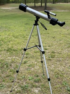 Zhumell Sport Optics 60x600 Astronomic Telescope With Tripod, Carrying Bag - Picture 1 of 17