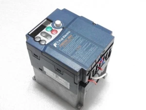 FUJI FRN1.5C1S-2A INVERTER - Picture 1 of 4