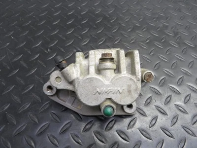 96-04 SUZUKI RM125 RM 125 OEM ПЕРЕДНИЙ ТОРМОЗ СУППОРТ И КРОНШТЕЙН 59300-36E63-999 - Изображение 1 из 4