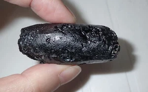 Piedra de tectita de indoquinita negra grande de China 33,2 gramos 51x22x23 mm - Imagen 1 de 8