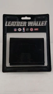 New NHL Black Leather Tri-Fold Wallet Embossed Chicago BlackHawks Seal Box - Picture 1 of 6