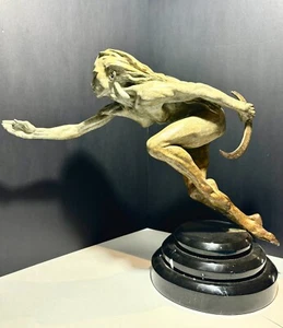 Richard MacDonald Original Bronze Statue: "Diana, Goddess of the Hunt" 45/125 - Picture 1 of 10