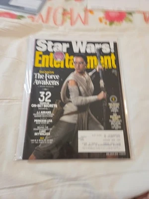 ENTERTAINMENT WEEKLY November 2015 DAISY RIDLEY #1390/1391 Star Wars - Image 1 of 2