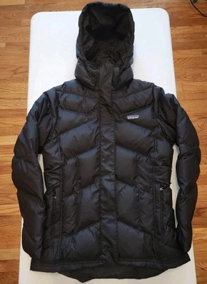 PATAGONIA Women's Down With It  Coat SZ MED Black  - Image 1 of 4