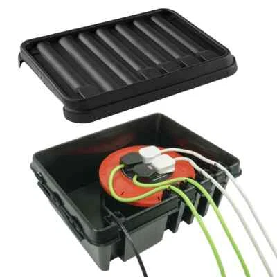 Outdoor Waterproof Electrical Connection Box IP45 Rated Large Black - Image 1 of 4