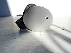 FORD FIESTA MK6 02-08 ALETA DE COMBUSTIBLE Y RESPALDO POLVO LUNAR PLATA 2S61 A27936 AG - Imagen 1 de 2
