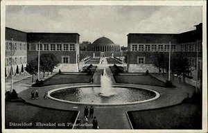 Postal antigua de Düsseldorf ~ 1930 patio de honor del planetario rara foto real postal - Imagen 1 de 1
