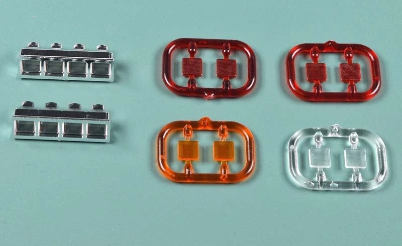 Carson 1:14 4 Kammer Rückleuchten Universal #500907262 - Bild 1 von 1