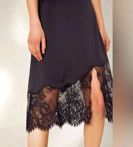 size 2 Aritzia Wilfred Black Sonnet Satin Lace Slip Skirt Elastic Waist Side-Zip - Picture 1 of 24