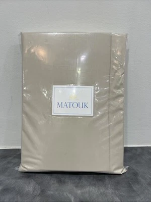 Matouk Luca Satin Stitch Egyptian Cotton Percale QUEEN Sheet Set Beech - Image 1 of 4