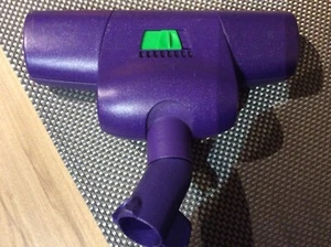 RARE NEW DYSON DC02 PURPLE & GREEN VACUM CLEANER FLOOR HEAD BARGAIN - Picture 1 of 2
