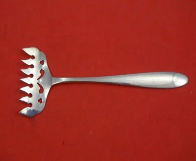 Tenedor de sardina de plata esterlina Pilgrim by Manchester 5 1/8" cubiertos para servir Foto 1 de 3