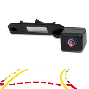 Rear view Reverse Camera For VW Touran Passat Jetta Caddy Golf Plus Multivan T5 - Picture 1 of 6