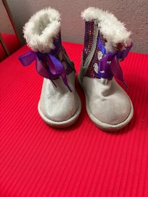 STRIDE RITE Girls DISNEY Frozen Cozy size 5 Boot, Winter, EUC - Image 1 of 4