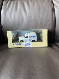 Corgi 96852 Morris Minor 1000 Van 1993 Gaydon 3rd Biggest Little Motor AW814 - Picture 1 of 8