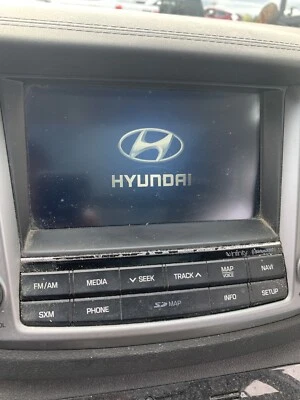 2017 HYUNDAI TUCSON  NAVIGATION MEDIA SCREEN RADIO RECEIVER OEM 96560-D33204X - Image 1 of 4