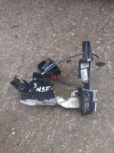 Ford Mondeo Mk3 Nsf Passenger Door Lock Mechanism Complete - Picture 1 of 1