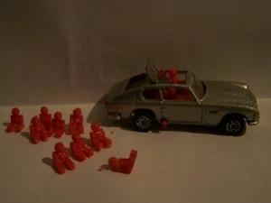 Corgi 007 Aston Martin DB6 bad guys (car not included) - Picture 1 of 2