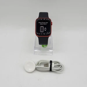 GPS Only Apple Watch Series 6 44MM Product Red Aluminum Black Sport Band A2292 - Photo 1 sur 6