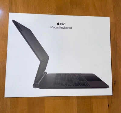 Apple iPad Magic Keyboard 11 iPad Pro/iPad Air 4/5th/ M3 British Black MXQT2B/A - Image 1 of 4