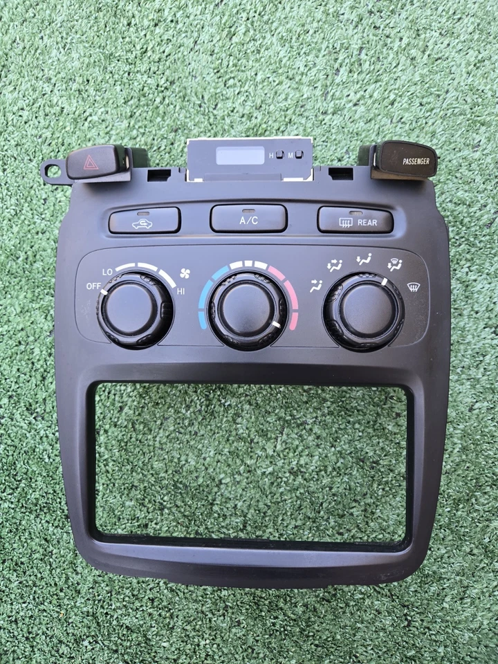 OEM 2001-2007 TOYOTA HIGHLANDER HVAC AC CALENTADOR PANEL DE CONTROL DE CLIMA 01-07 Foto 1 de 4
