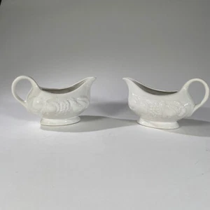 Tabletops Unlimited Invitations Nature Embossed Fruit White Gravy Boats set of 2 - Picture 1 of 8