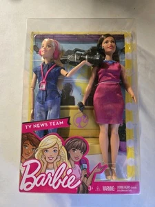 New 2017 Mattel Barbie TV News Team Reporter And Camerman Women 2 Dolls NIB - Picture 1 of 7