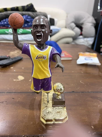 Kobe Bryant Hanging Bobblehead Los Angeles Lakers 33/248 Cover