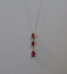10K Yellow Gold 3 Tear Drop 0.89ctw Created Ruby Pendant Necklace - 18" - Picture 1 of 6