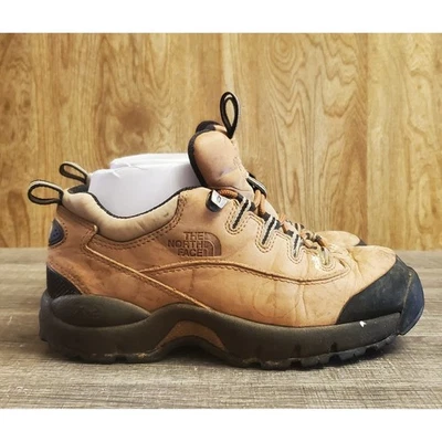 The North Face 磨砂皮革远足鞋女式 6.5 码棕色 — 第 1/4 张图片