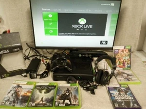 XBox 360  4GB Console + Kinect Bundle Complete in Original Box BIG BUNDLE - READ - Picture 1 of 19