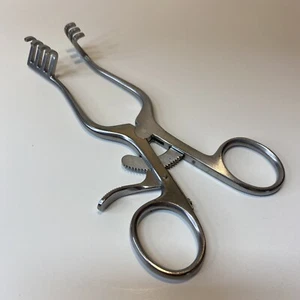 Konig MDS1867113 4X3 Weitlaner Retractor Blunt Prongs 5 1/2" (14cm) Orthopedics - Picture 1 of 5