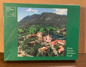 The Broadmoor - Colorado Springs - Rompecabezas de madera clásico de 500 piezas - nuevo/sellado - Imagen 1 de 2