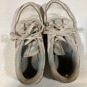 Reebok Classic white shoes US 8 1/2 - Picture 1 of 7