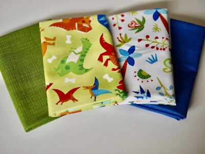 Stoffpaket Patchworkstoff, 4 x 25x110 cm, DINO, Dinosaurier, Palmen, 100%BW - Bild 1 von 4