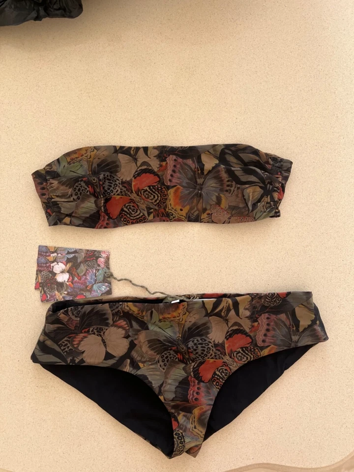 Traje de baño Valentino Garavani Foto 1 de 4