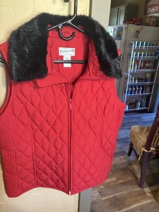 Pendleton RED Quilted Down Blend Zip Puffer Vest Removable Black Faux Collar - Picture 1 of 5