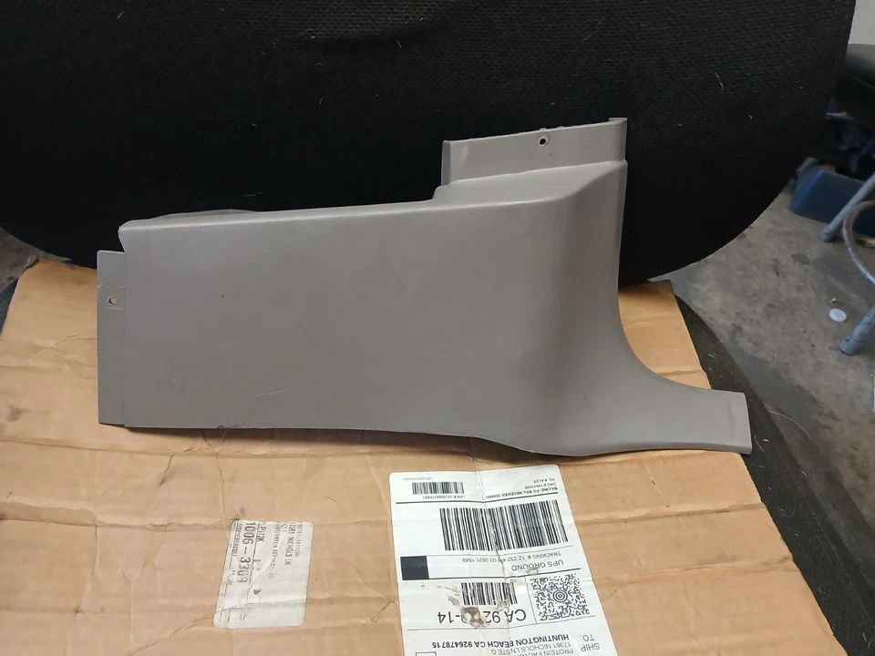 FORD E7ZB-61311A13-AWC 1987-1993 MUSTANG HATCHBACK LH QUARTO PAINEL MAPA BOLSO - Imagem 1 de 4