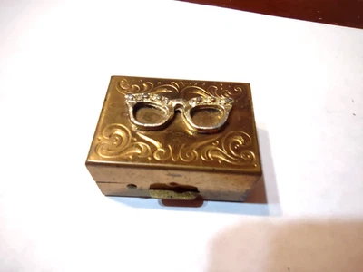 Pastillero Vintage Latón Ojos de Gato Gafas, Antiguo Foto 1 de 3