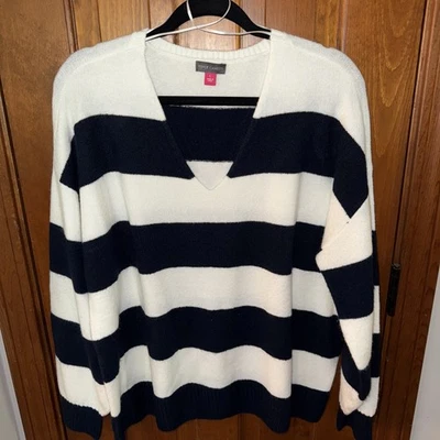 Suéter Vince Camuto cuello en V para mujer talla L Foto 1 de 3
